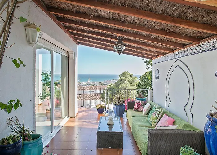 Будинок відпочинку House With Amazing Views , Overlooking The Festival Town Of *