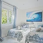 House With Amazing Views , Overlooking The Festival Town Of * Сиджес