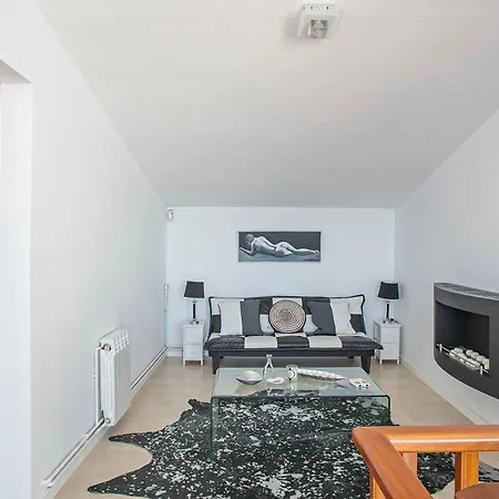 House With Amazing Views , Overlooking The Festival Town Of Holiday home