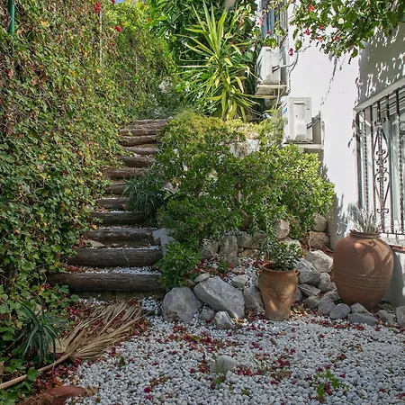 House With Amazing Views , Overlooking The Festival Town Of Holiday home *