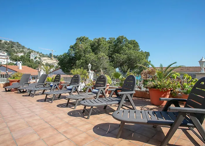 Prázdninový dům House With Amazing Views , Overlooking The Festival Town Of *