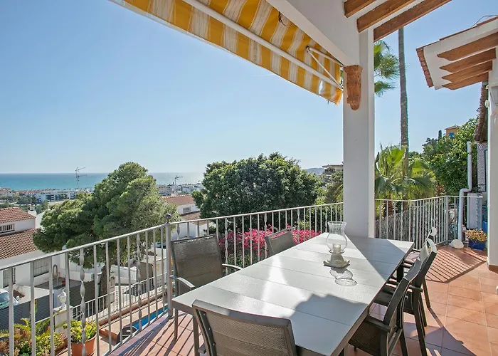 Prázdninový dům House With Amazing Views , Overlooking The Festival Town Of Sitges
